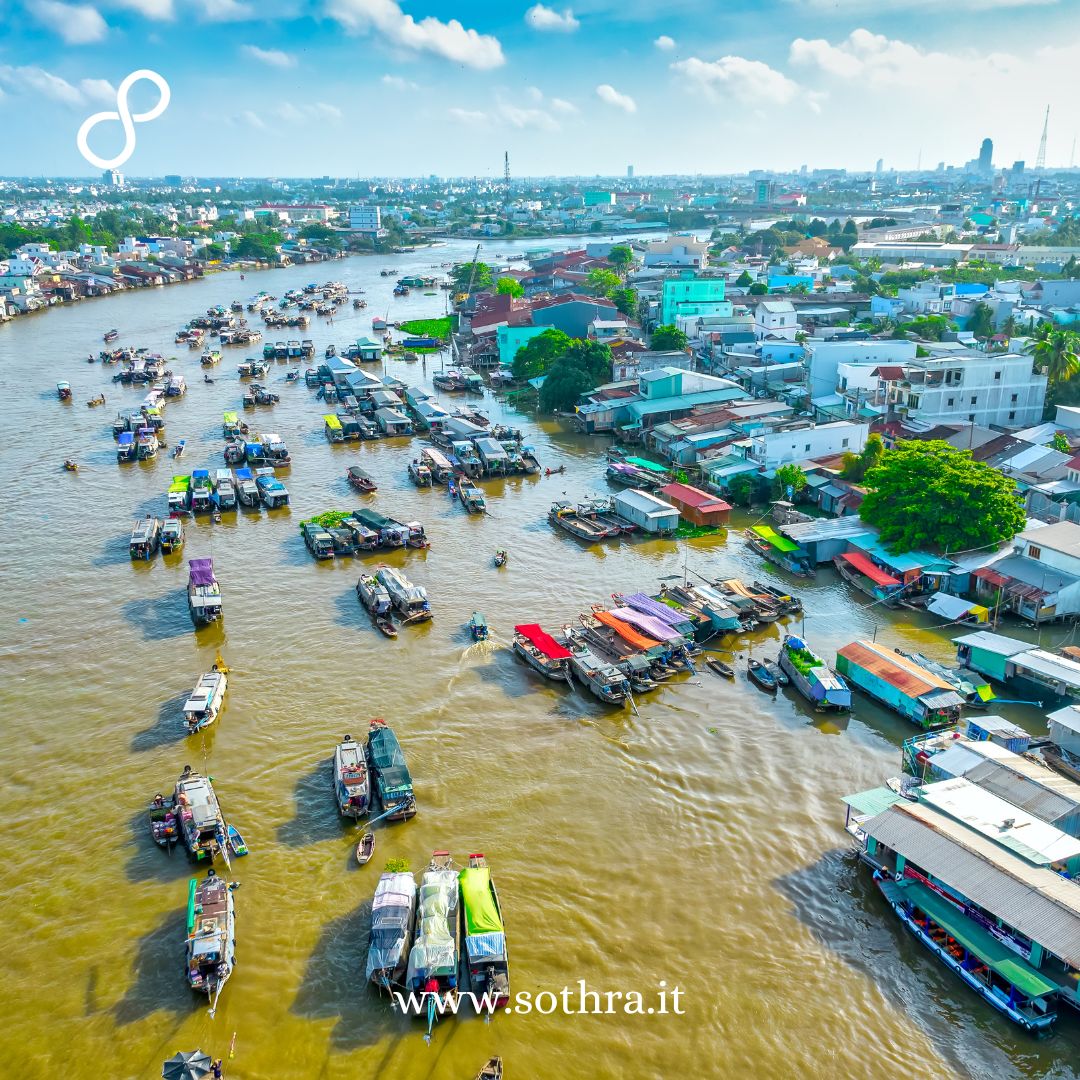 Vietnam mercato galleggiante